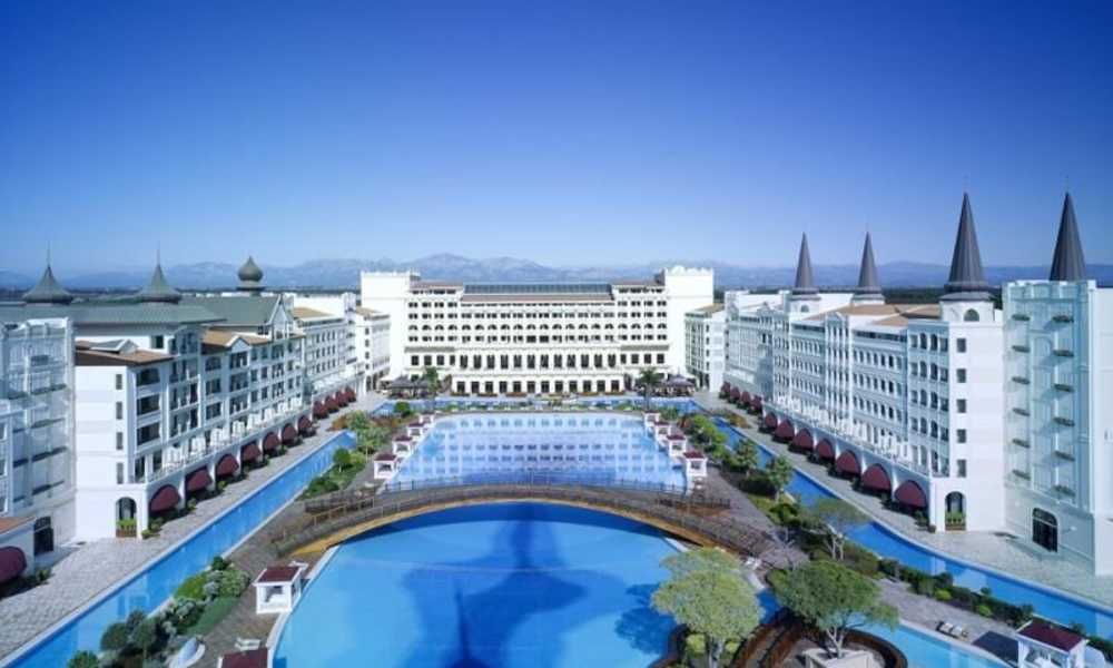 9- Mardan Palace Hotel