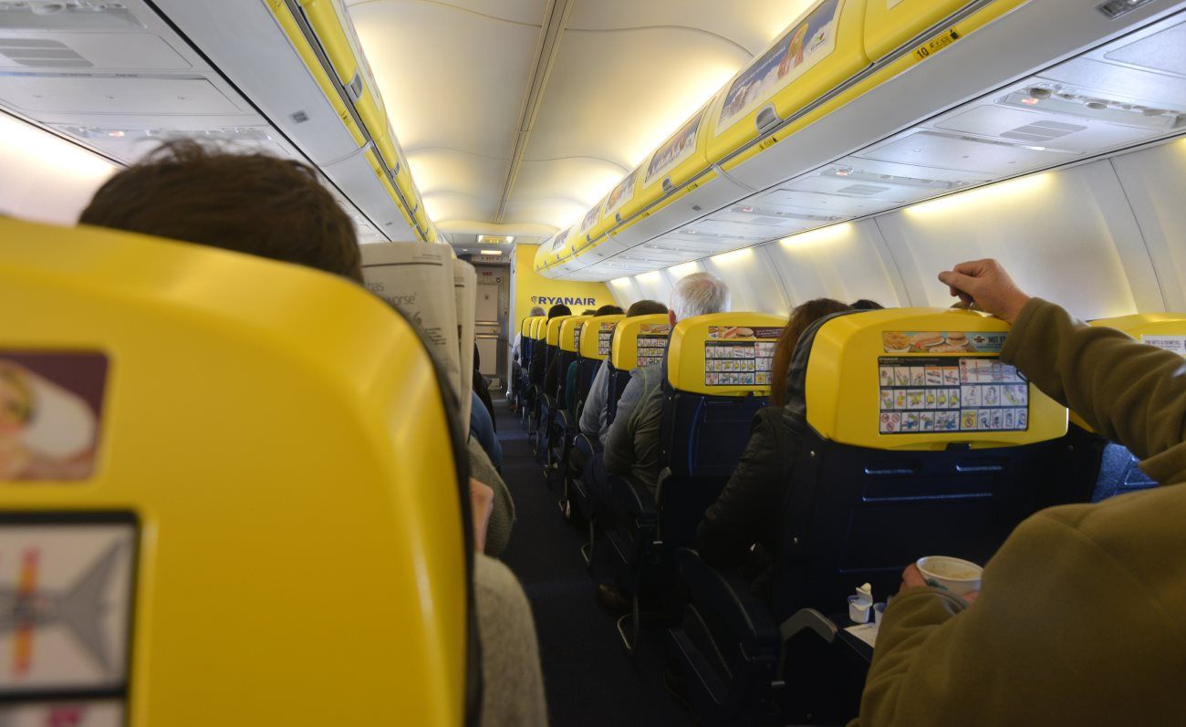 Ryanair Calls Police When Passenger Refuses To Pay For His Drinks