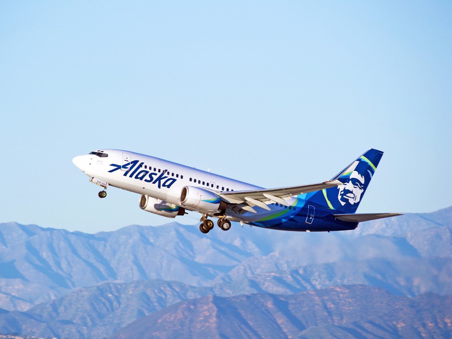 Alaska Airlines Will Let You Board Early If You Wear an Ugly