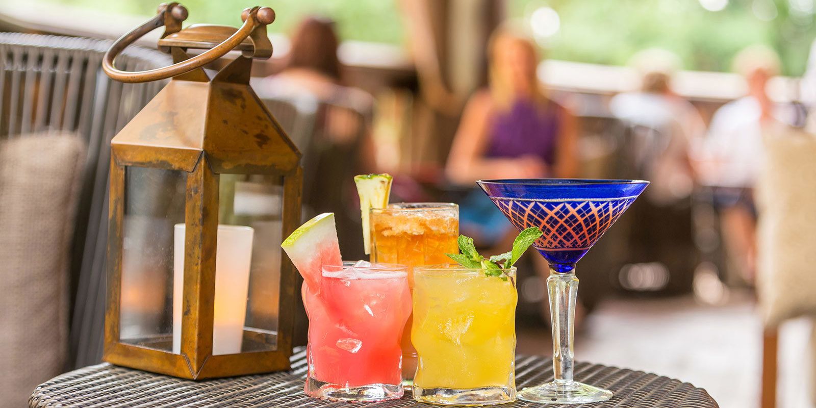 10 Best Drinks With Alcohol At Disney Parks