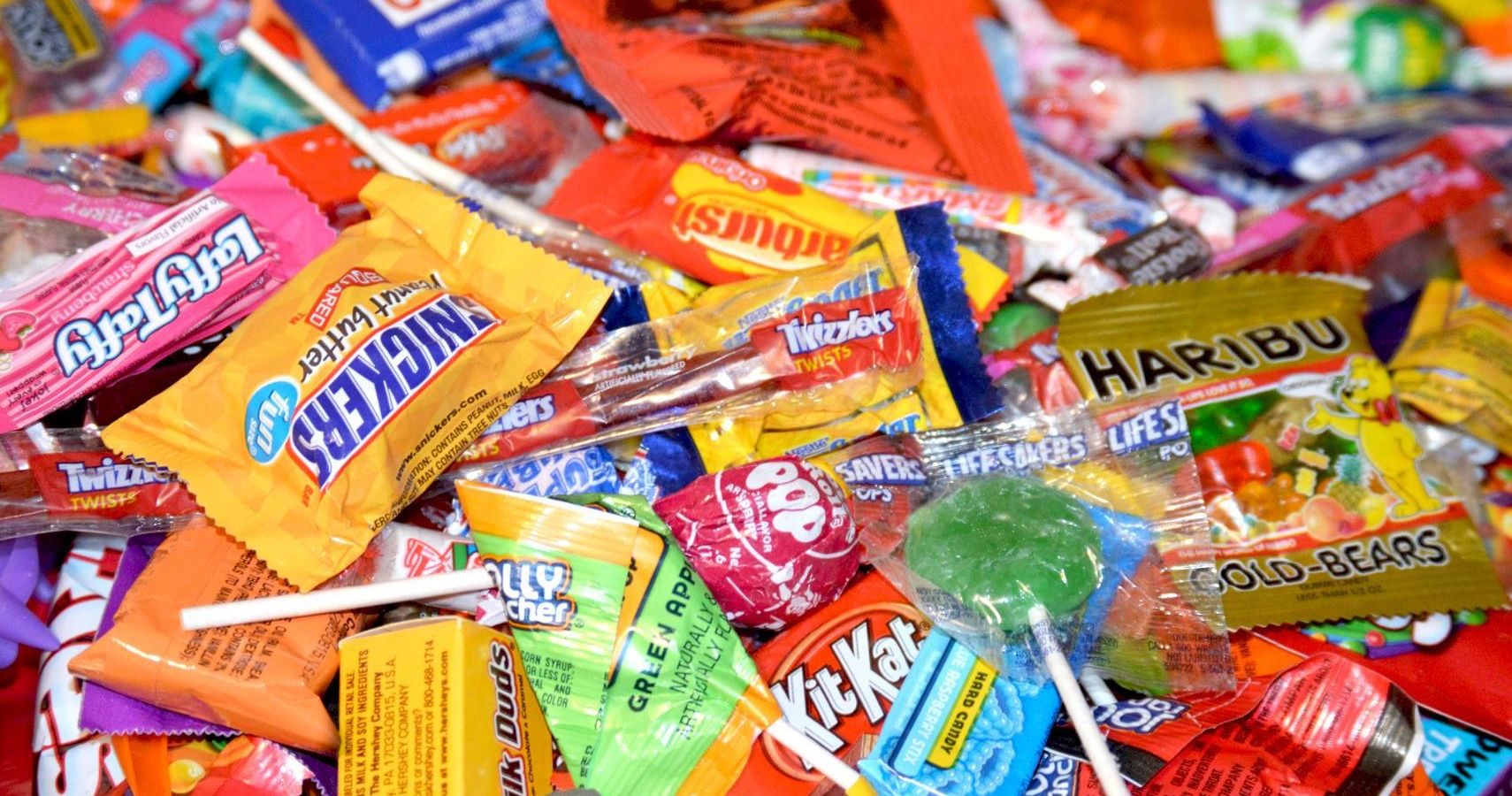 10 Candies You Can Only Get In The USA (That People ...