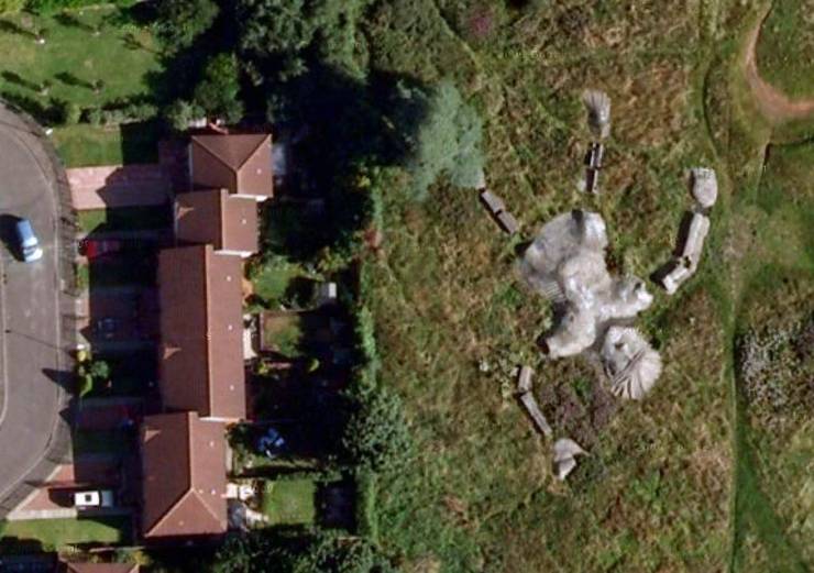 20 strangest things spotted on google earth