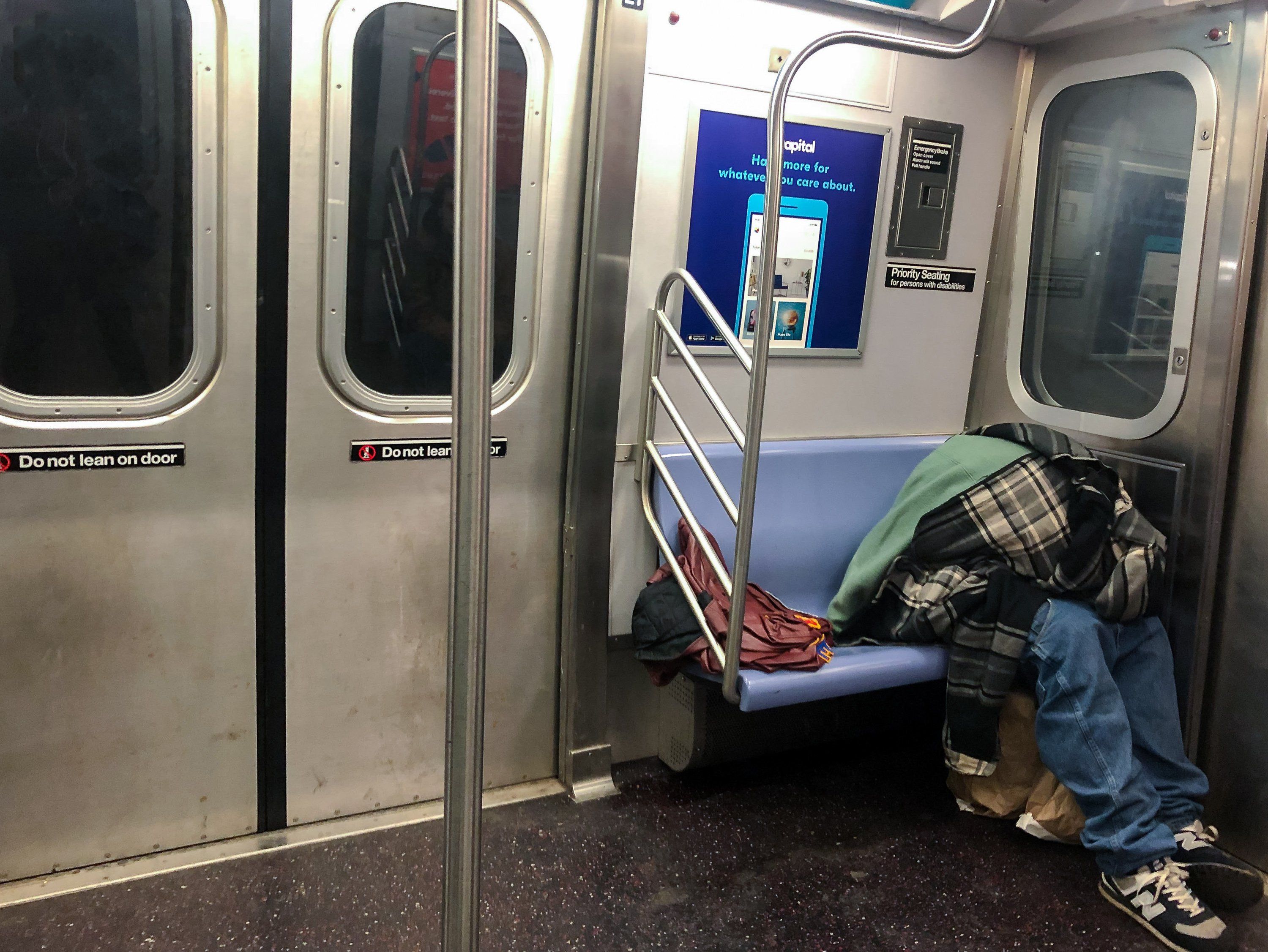 20 Secrets About The Mole People Living In New York City's Tunnels