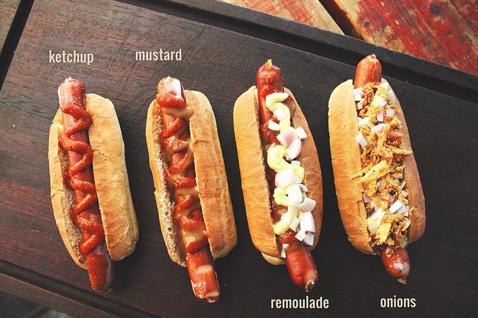 an icelandic hot dog is made with lamb meat and are considered the best