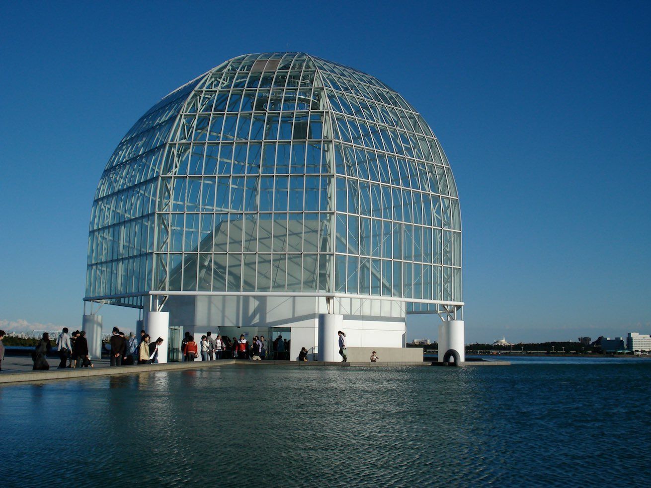 View of Tokyo Sea Life Park building along the water
