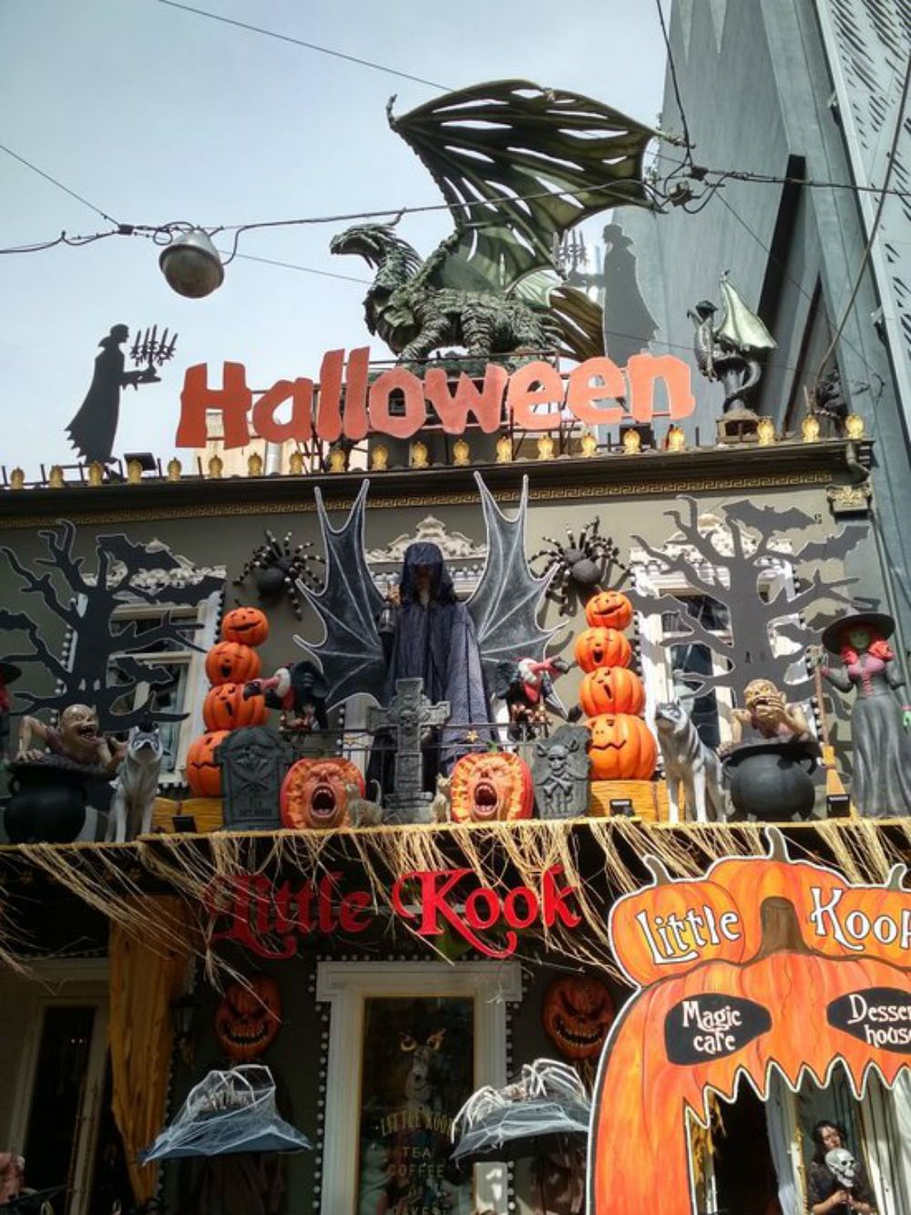 halloween decorations at little kook cafe in athens greece