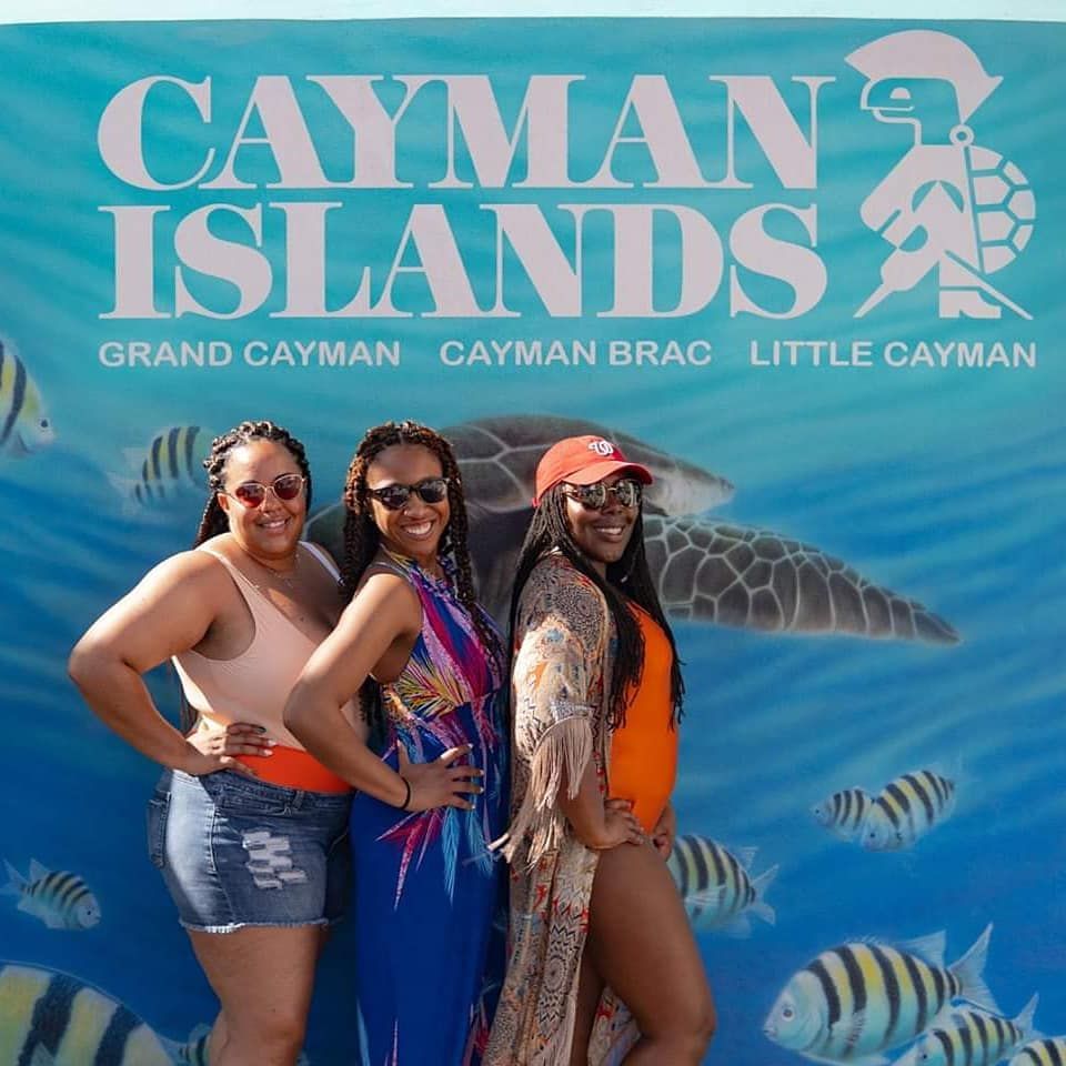 three tourists at cayman islands cruise port