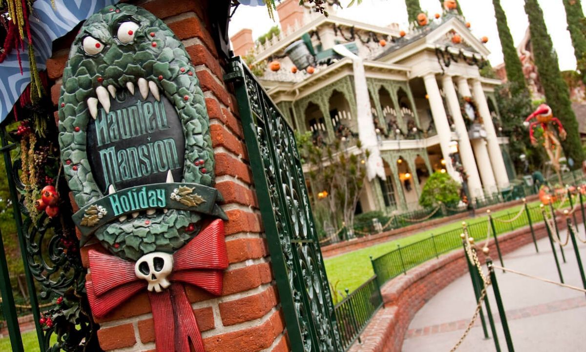 The Haunted Mansion at Disneyland