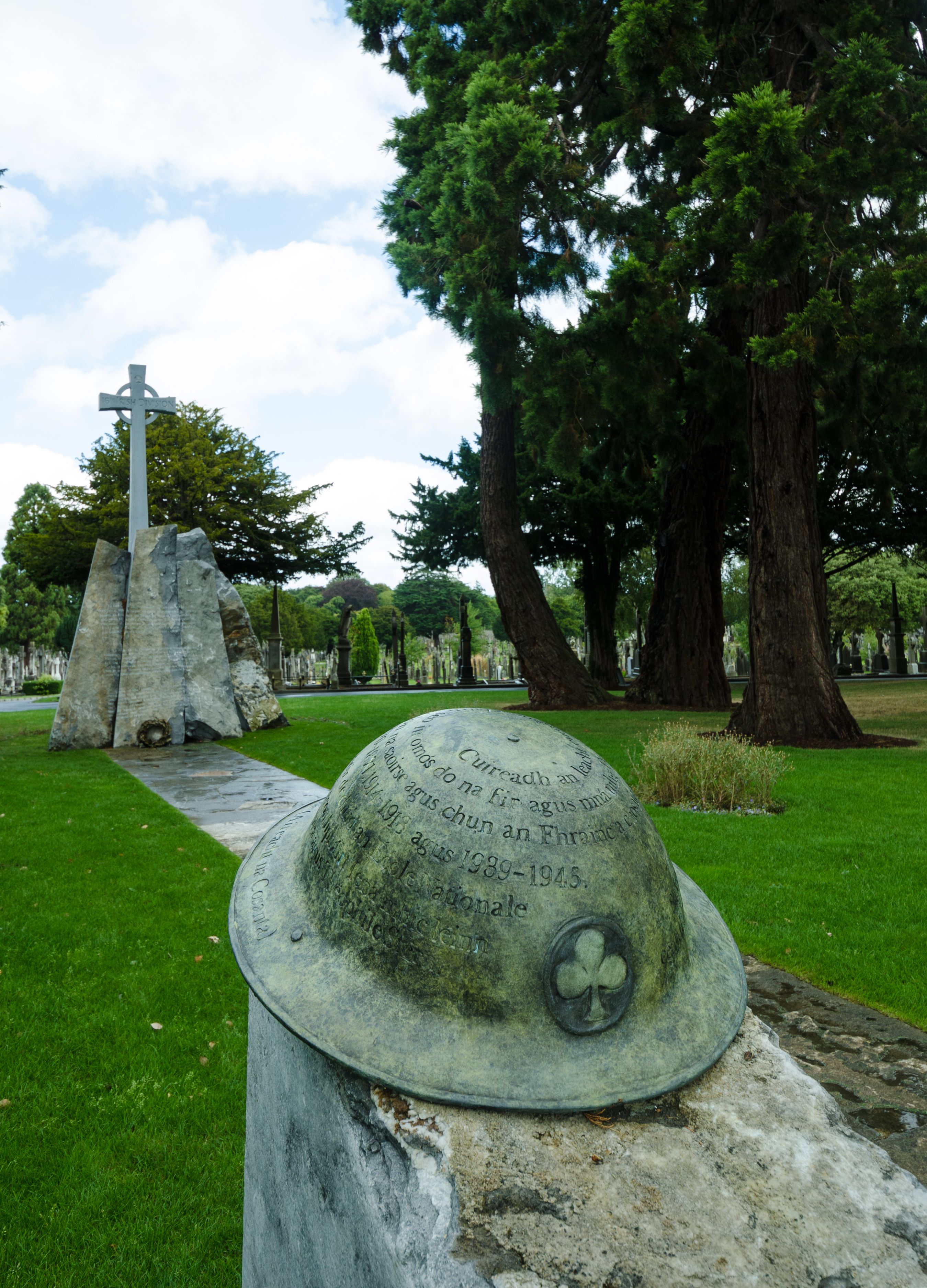 a memorial at glasnevin cemetery
