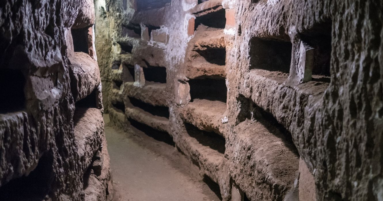 Les catacombes de Domitilla sont parmi les plus anciennes et les plus ...