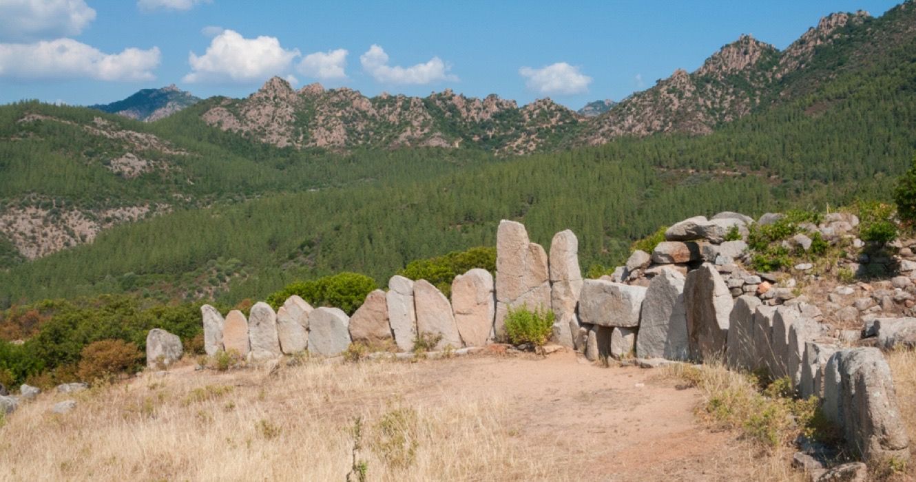 Do These “Tombs of Giants” in Italy Hold Clues to Atlantis? Atlantis