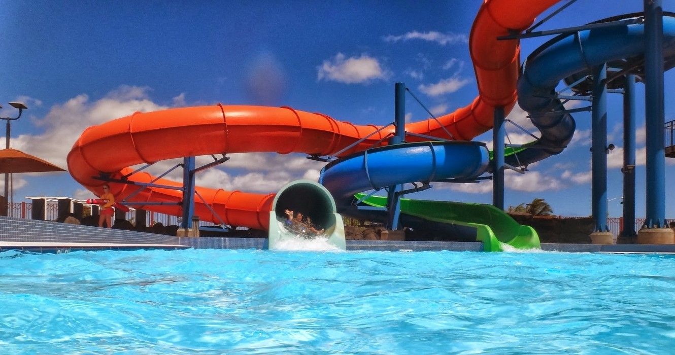 Waterpark slide