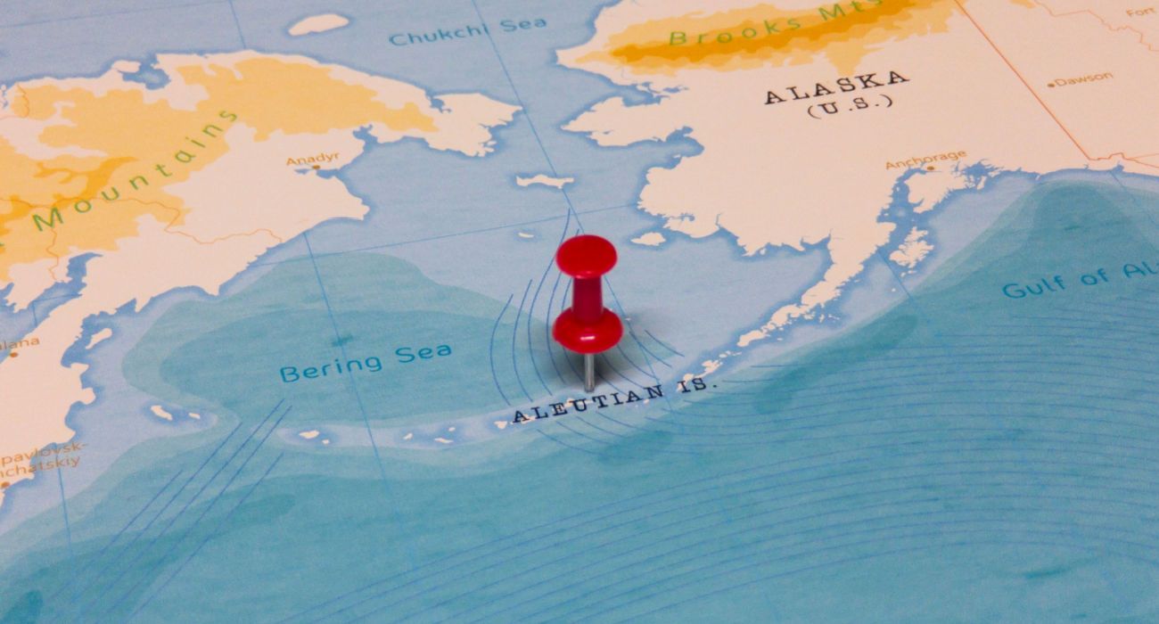 Red Pin On Aleutian Islands Of The World Map 