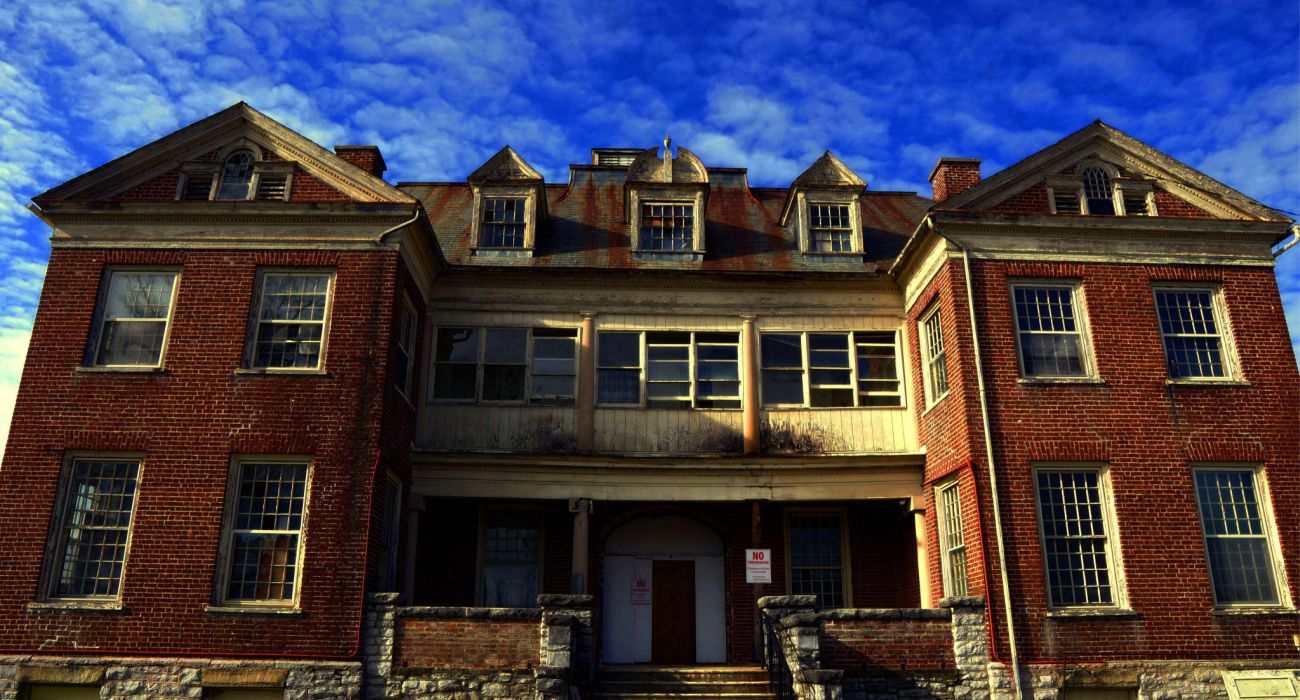 St. Albans Sanatorium and Haunted House