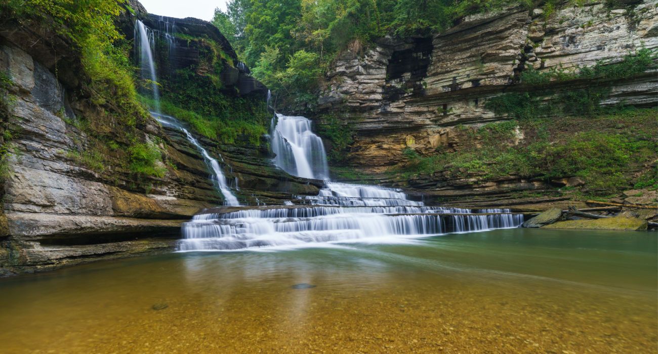 Waterfall in Cummins Falls State Park, Tennessee
