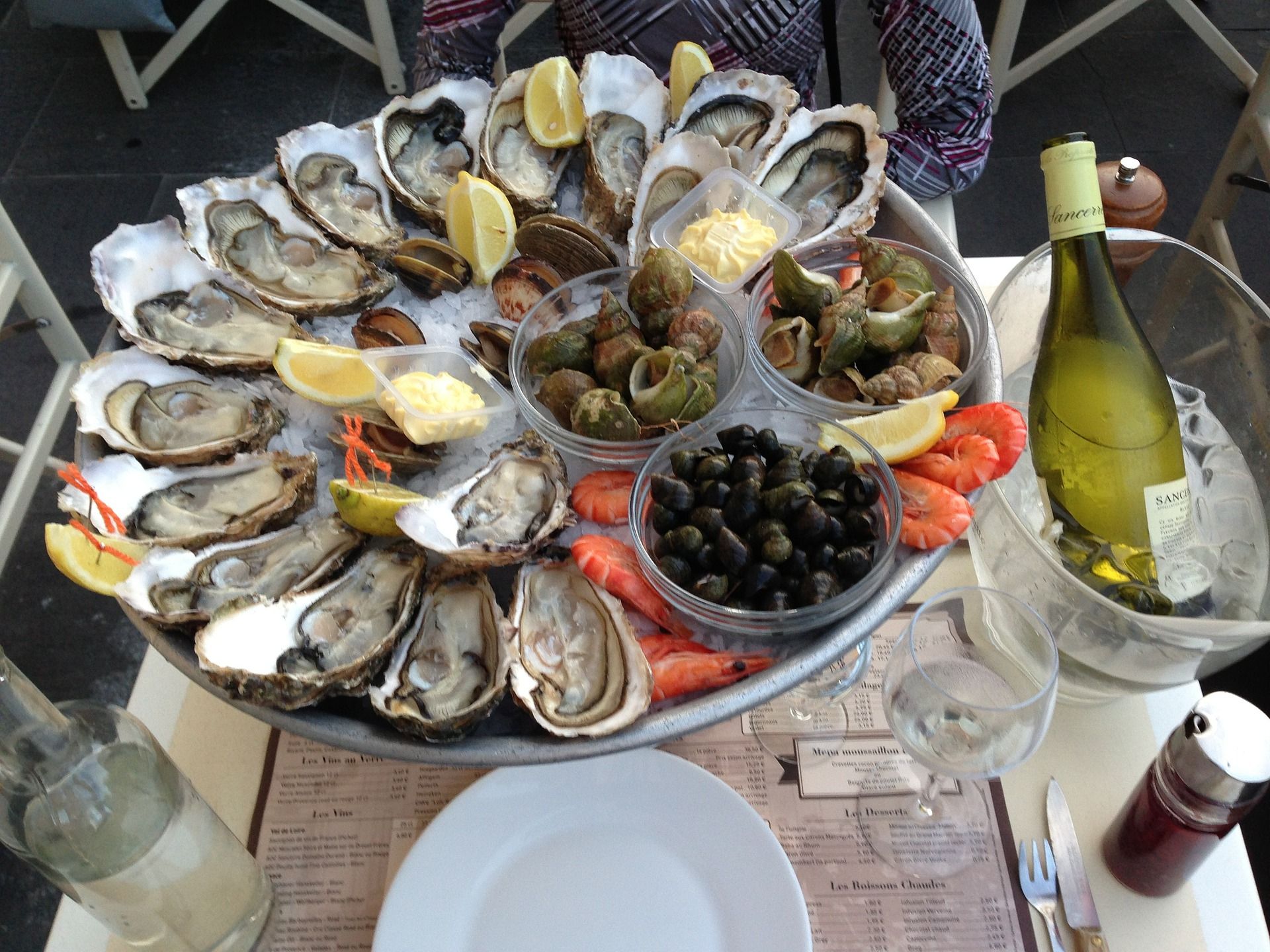 oysters and wine in a restaurant