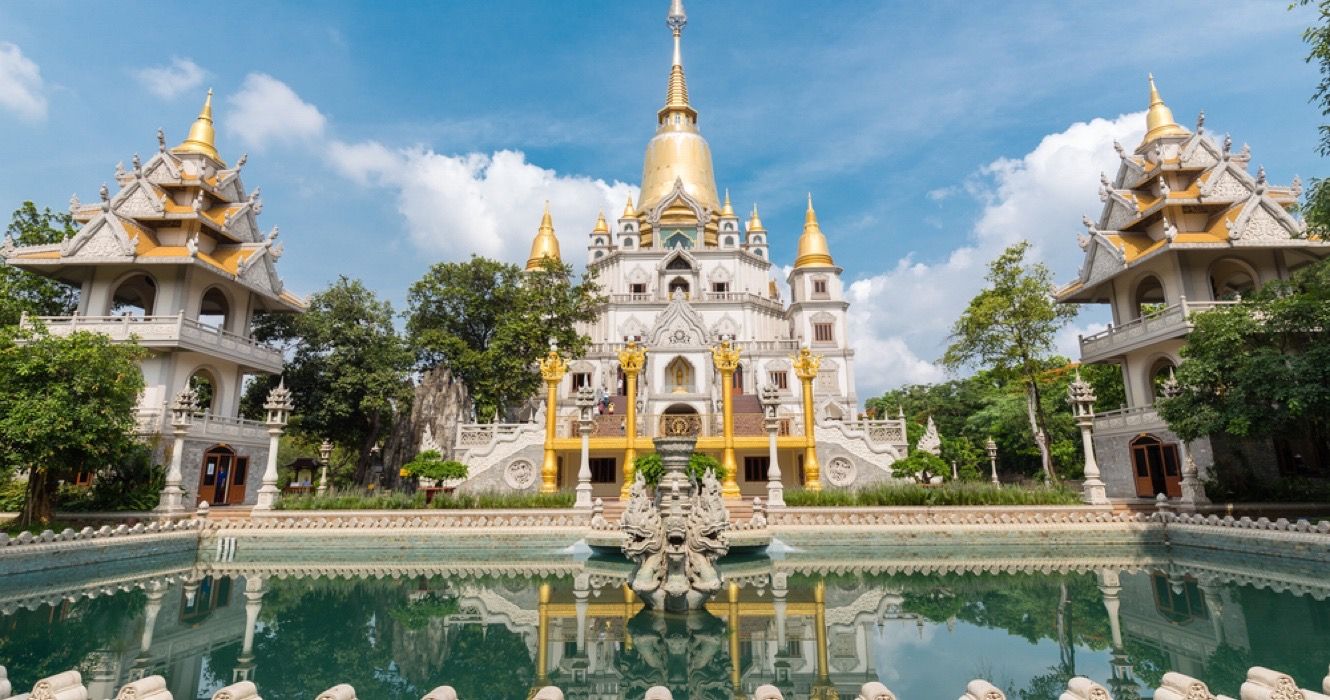 Buu Long Pagoda, District 9, Ho Chi Minh, Vietnam