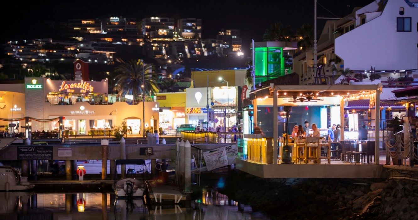 This Is What Cabo San Lucas' Nightlife Scene Looks Like