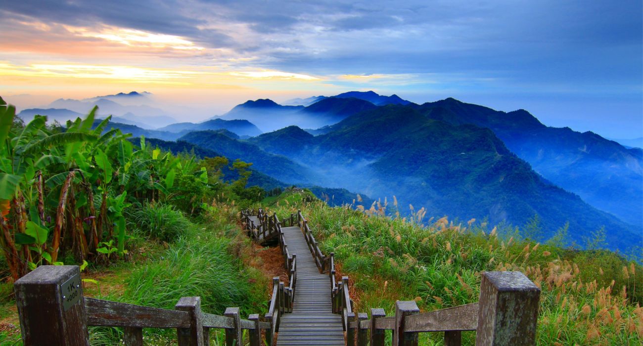 Jacob White Cloud Mountains in Taiwan