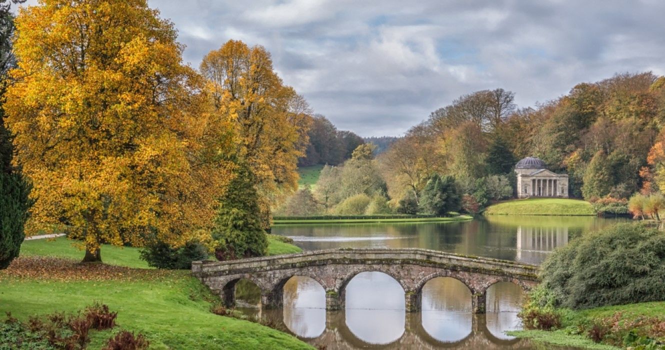 Visit These 10 Unique UK Towns For Chaming Fall Colors