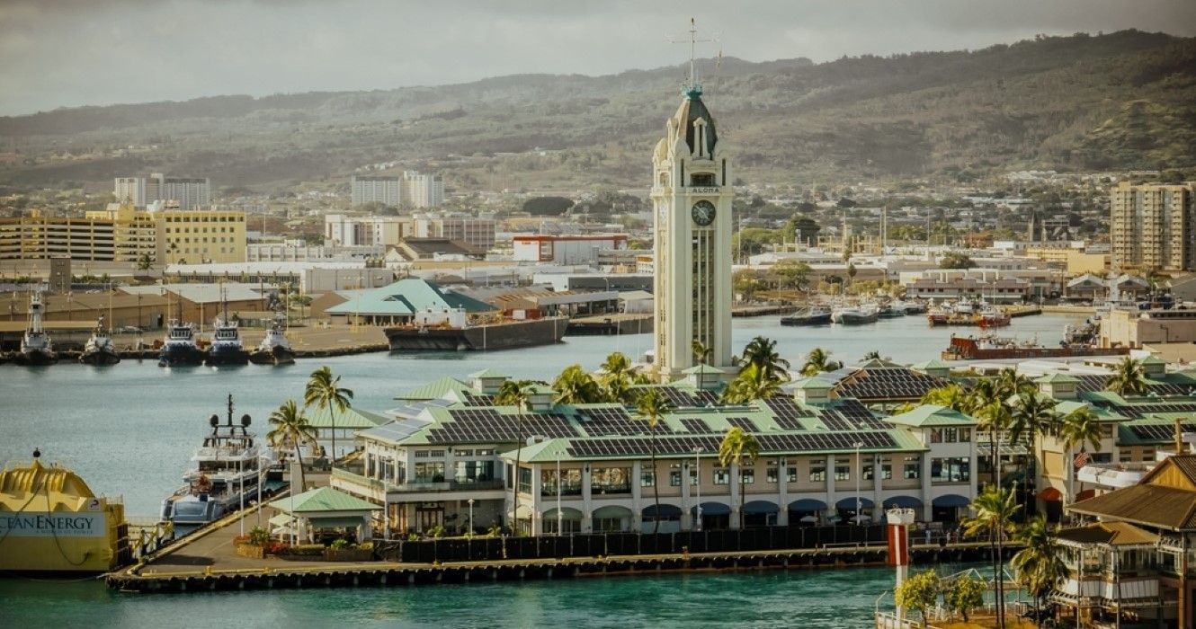 Aloha Tower The Perfect BudgetFriendly Honolulu Attraction