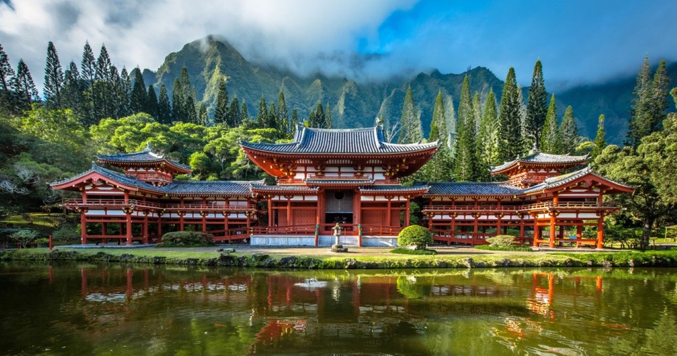 10 Temples In Hawaii That Are Sure To Take Your Breath Away