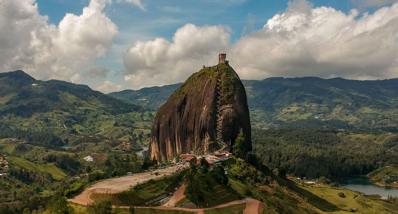 Guatape Colombia Groundbreaking Hotel Project In Guatape Near Piedra