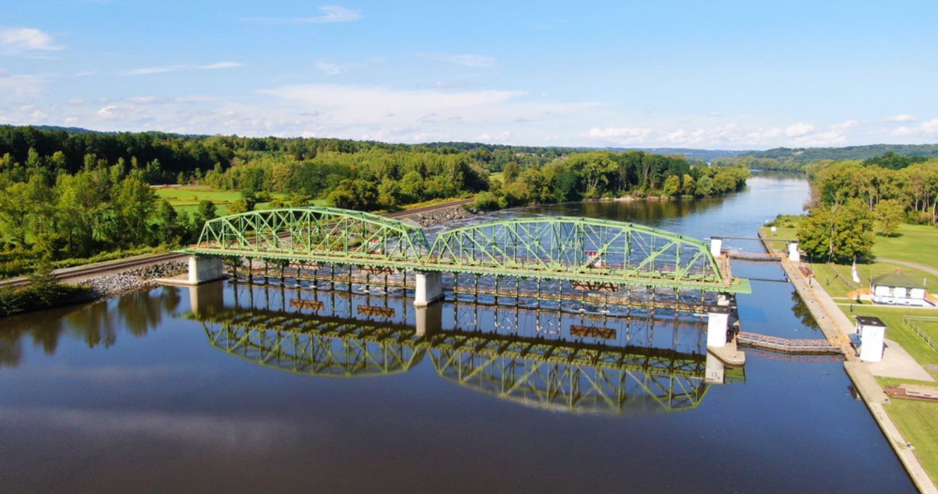 this-is-the-only-road-that-allows-you-to-walk-under-the-erie-canal