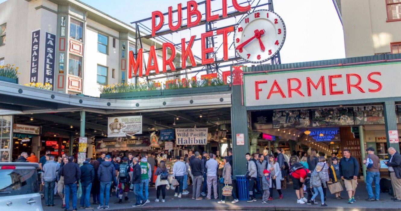 are dogs allowed at pikes place market