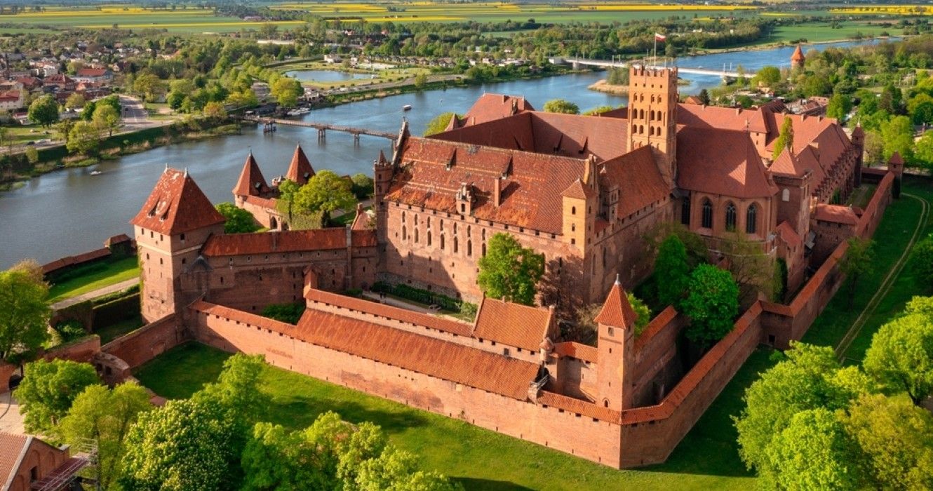 These 10 Tours Are Worth Taking When Vacationing In Historic Poland