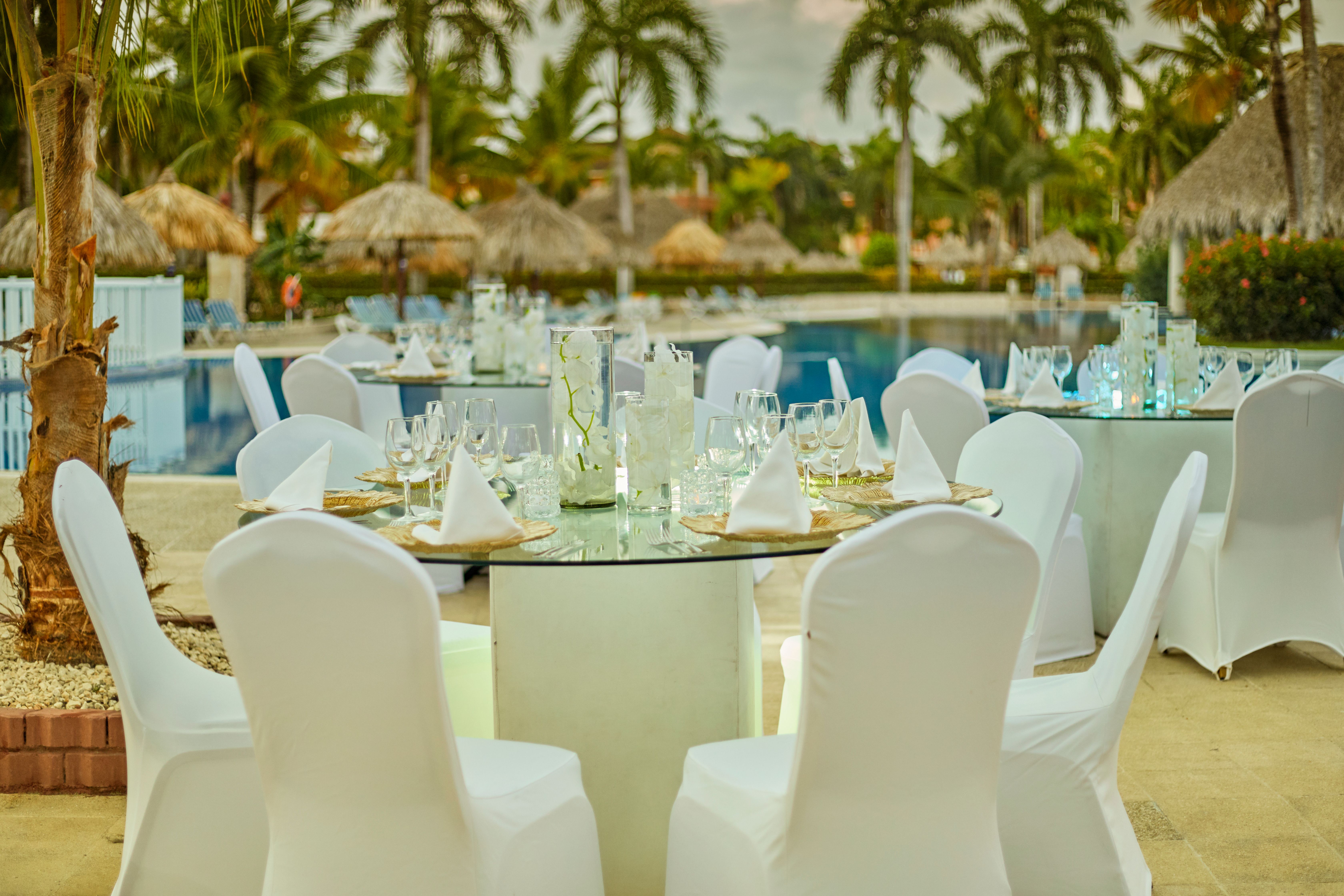 Poolside Dinner, Bahia Principe