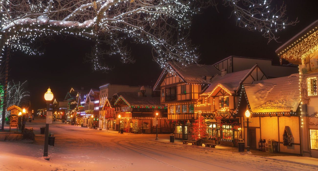 This Upstate New York Spot Has Been Voted As The Most ‘Hallmark Movie’ Christmas Town