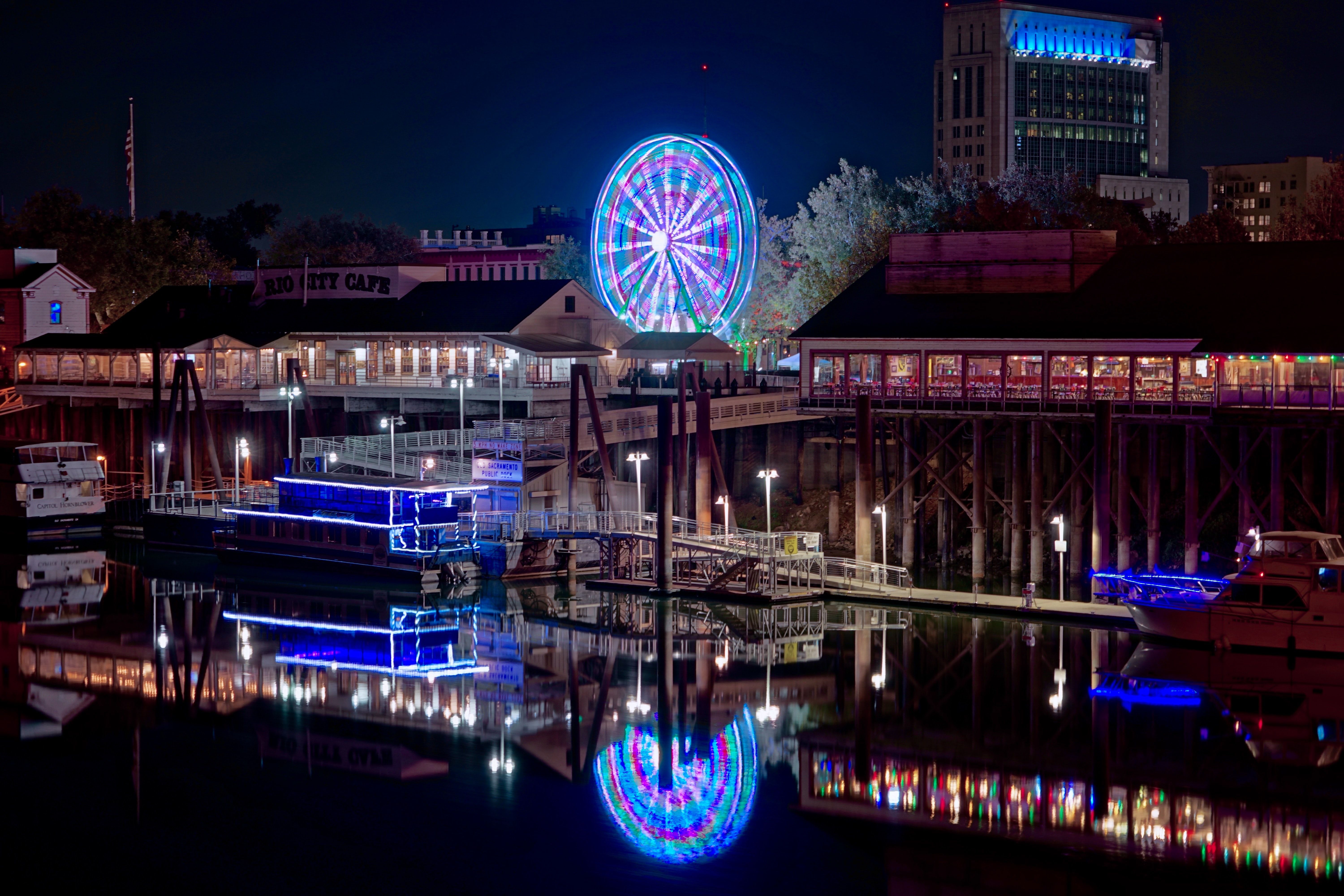 Waterfront wheel, Old Sacramento, Sacramento, CA, USA