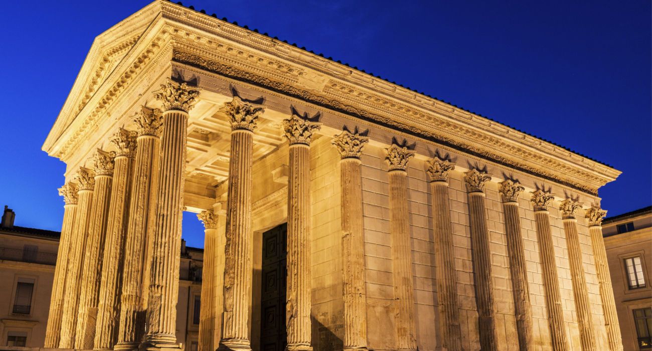 Visit Maison Carrée: France's Best Preserved Roman Temple