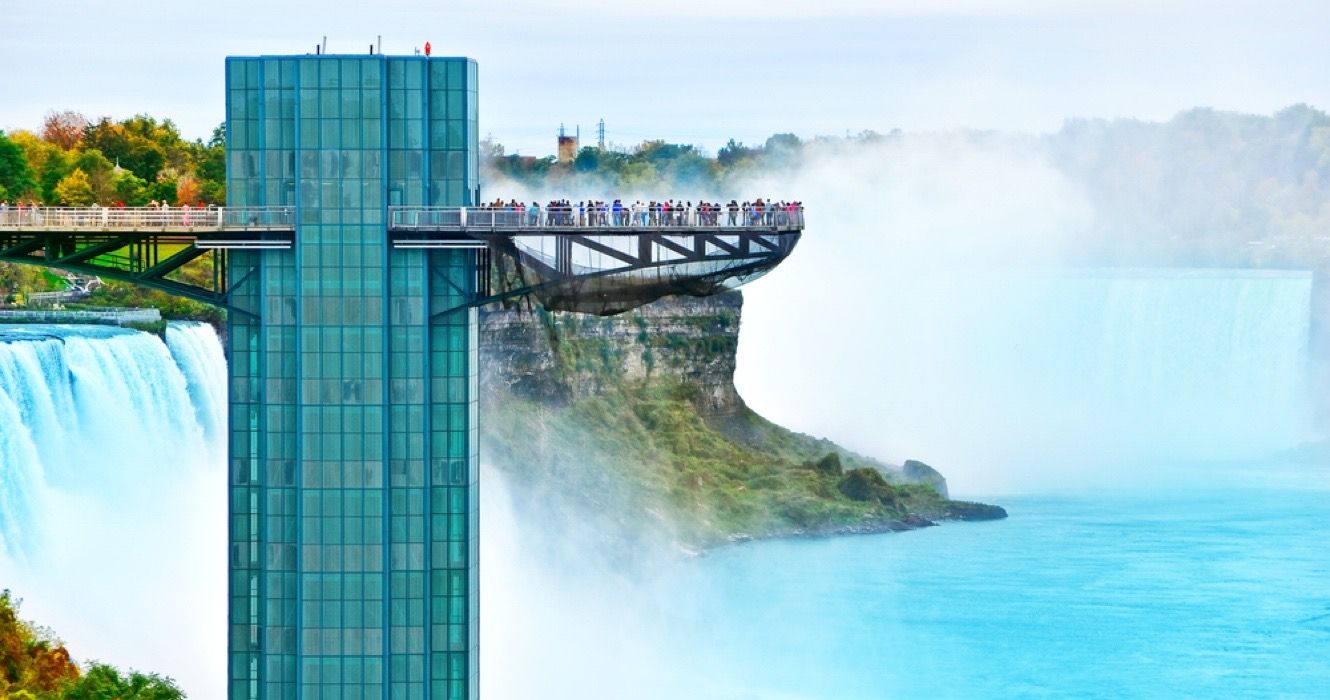 Niagara Falls Observation Tower & 9 Scenic Viewing Places For The