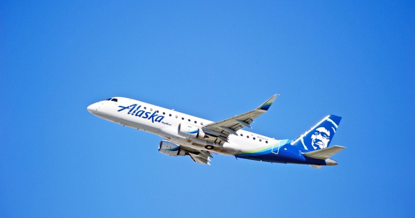 Alaska Airlines plane