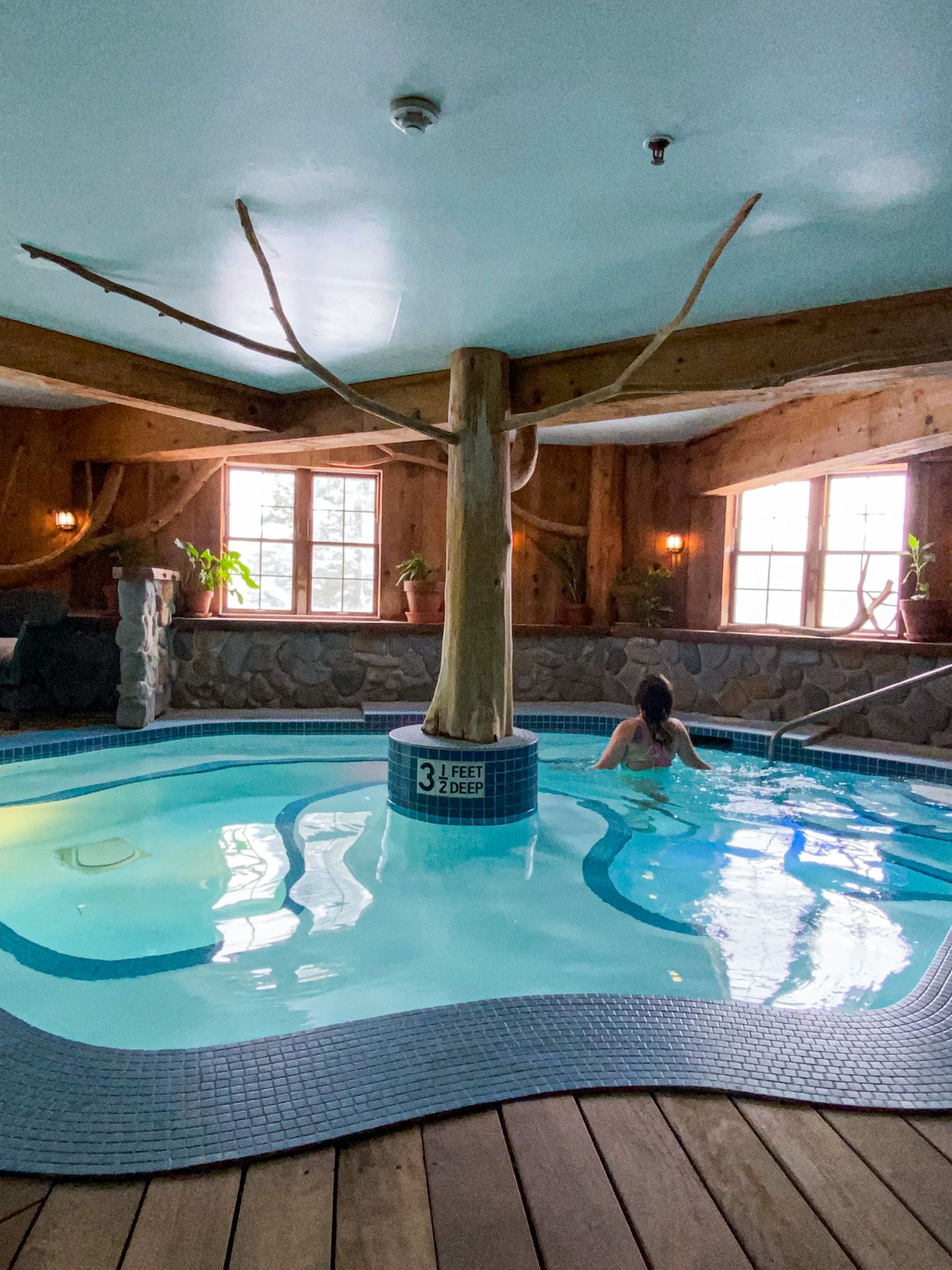 Hot Tub at Mirror Lake Inn Spa