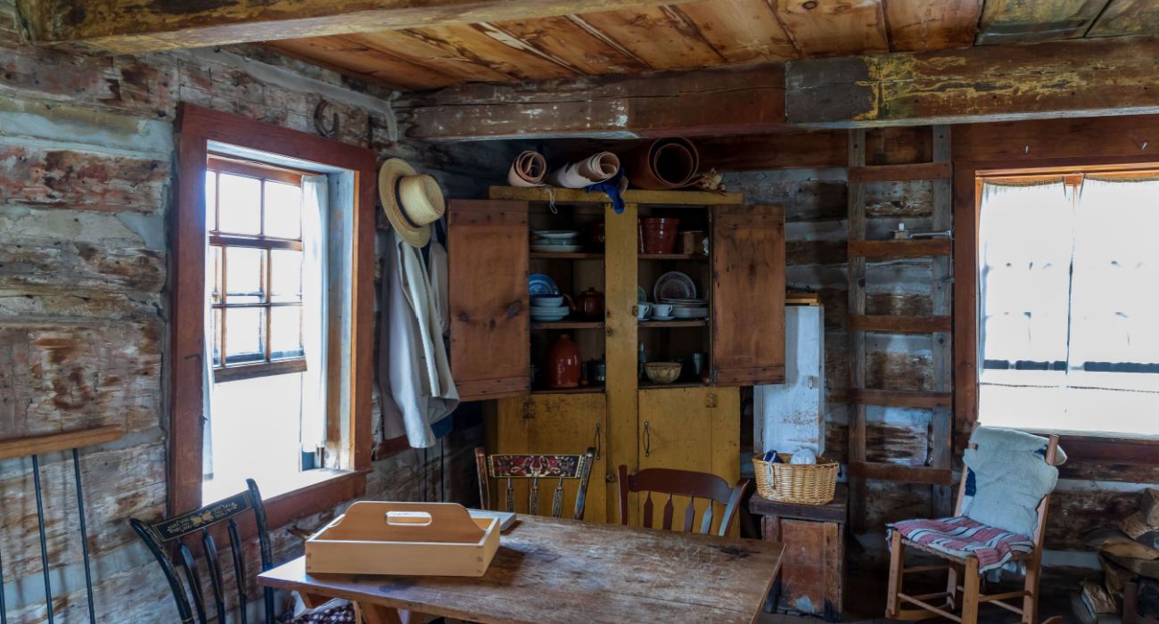 Learn About America's Oldest Log Cabin Dating From The Lost Colony Of