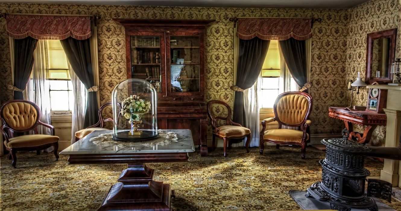 9-historic-homes-that-have-secret-rooms-you-didn-t-know-about