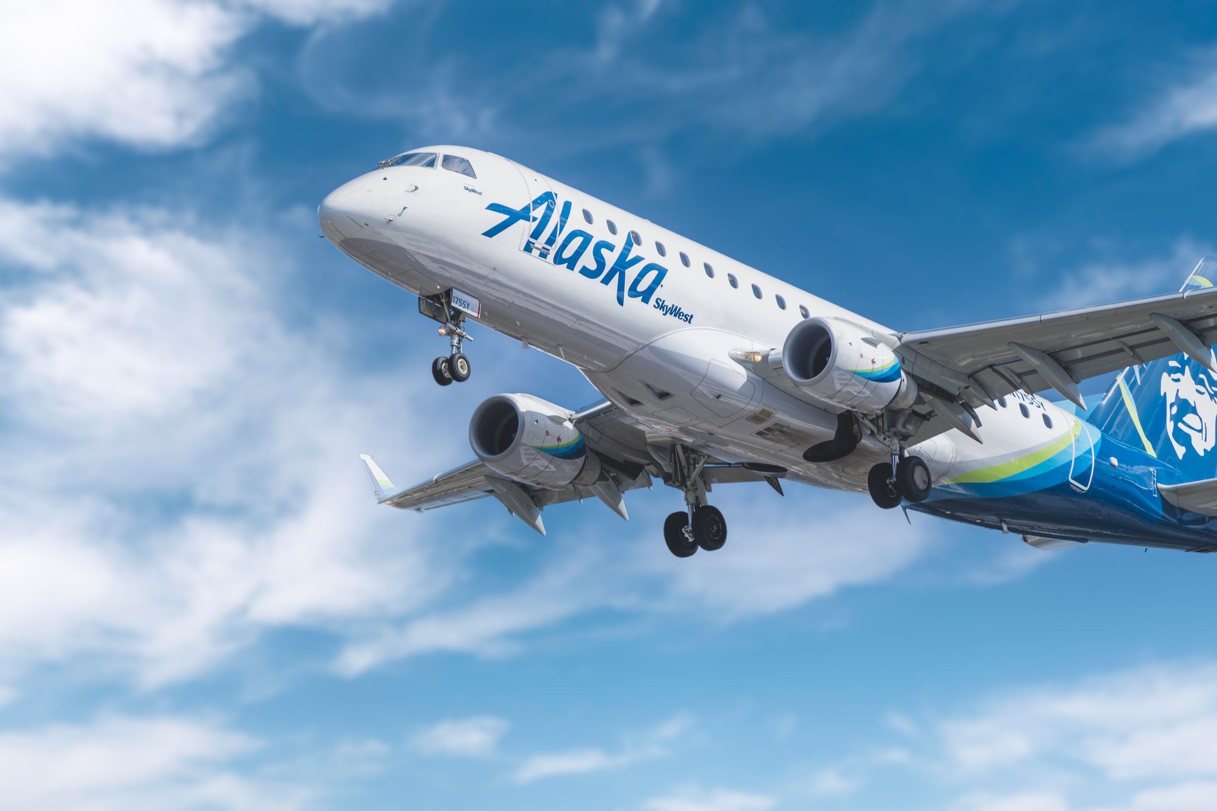 Alaska Airlines plane departing