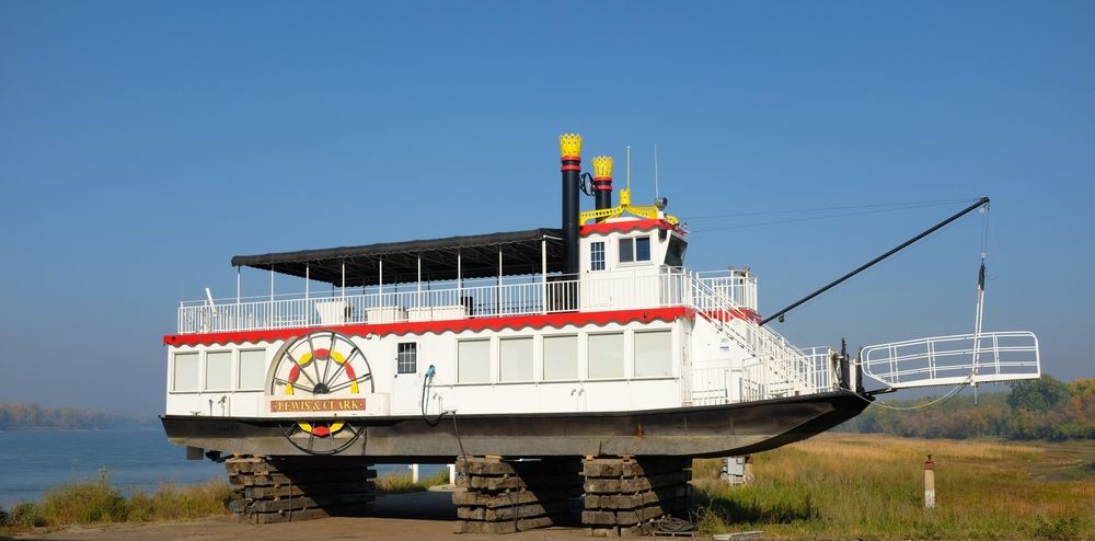 A Lewis and Clark Riverboat