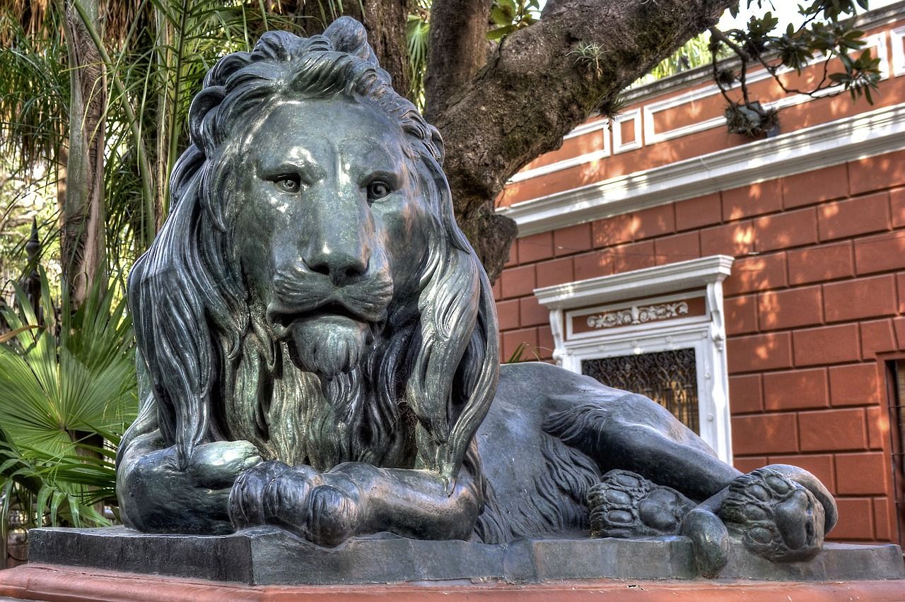 A Lion Statue At A Museum In Buenos Aires