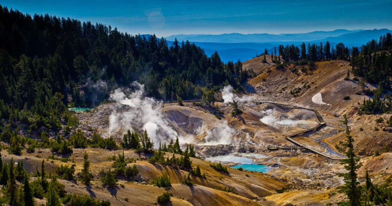 Calçadão Bumpass Hell no Lassen Volcanic National Park, Califórnia