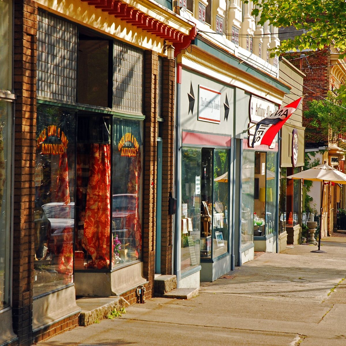 A street in Cold Spring, NY