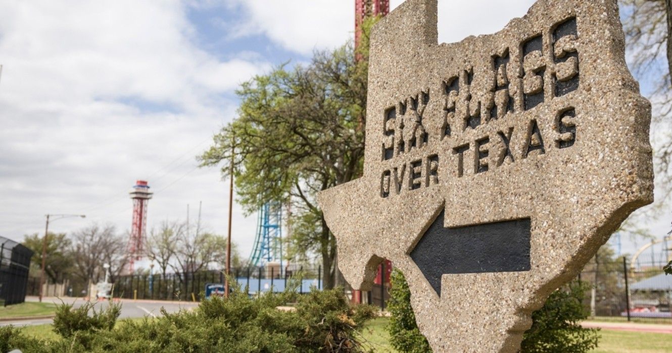 Six Flags Over Texas sign, Arlington TX