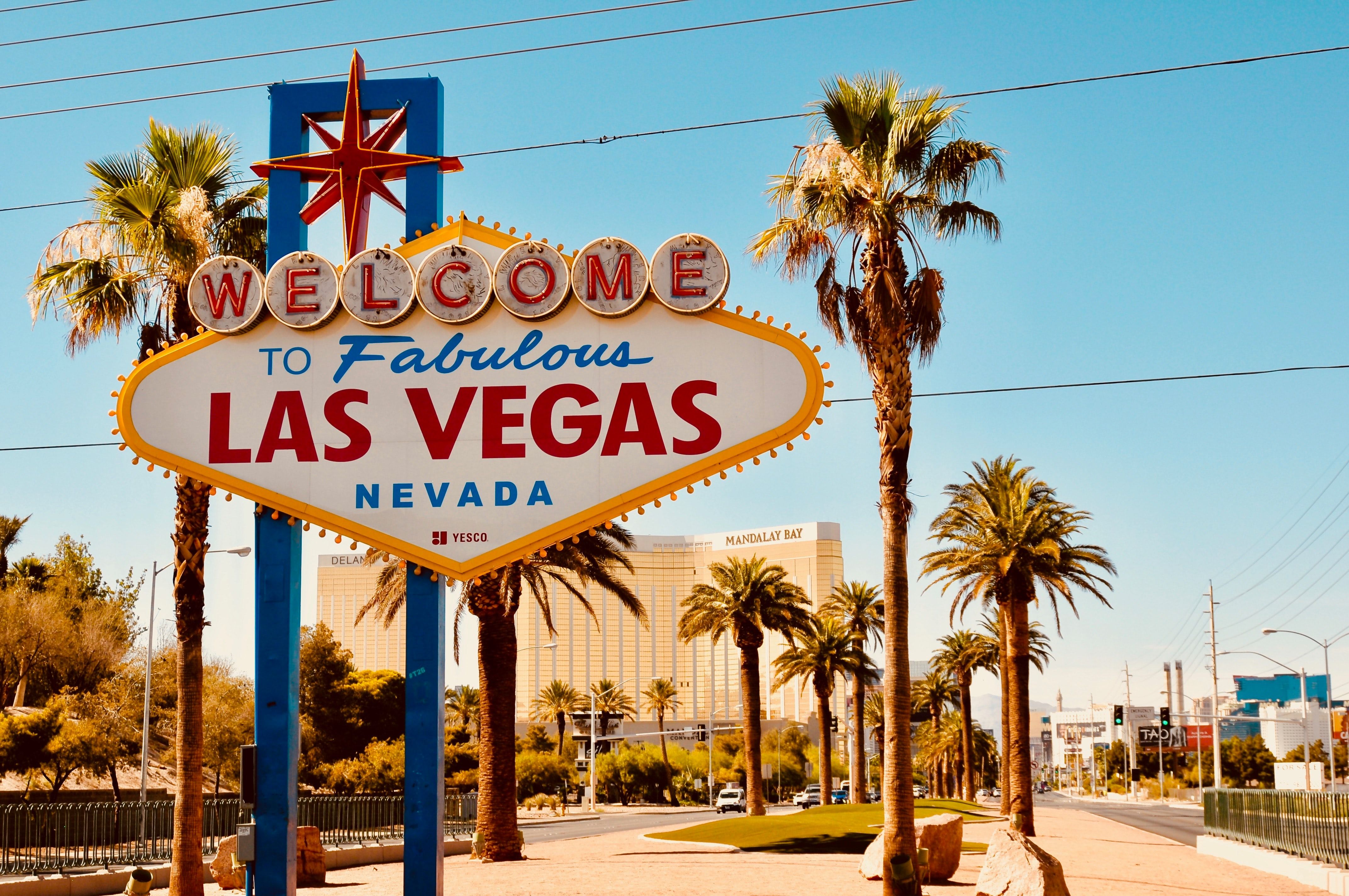 Planning Your Budget Trip to Las Vegas - Man On The Lam