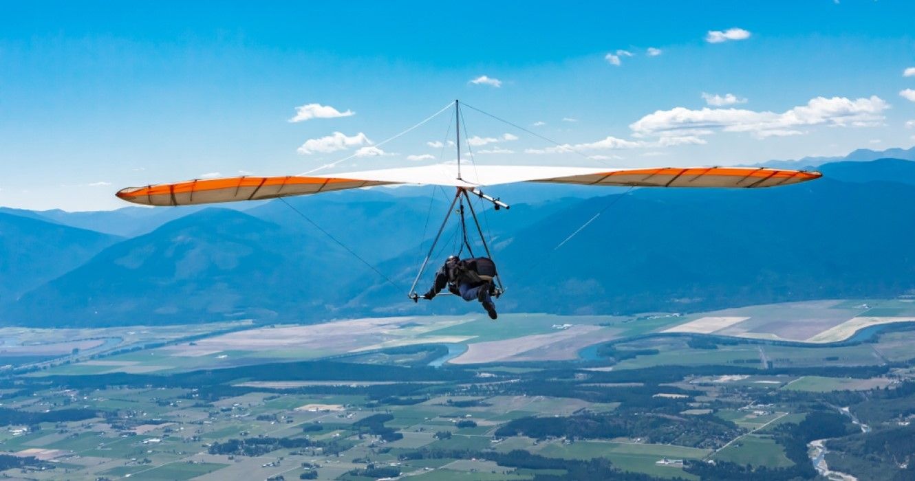 10 Best Destinations In Canada For Hang Gliding