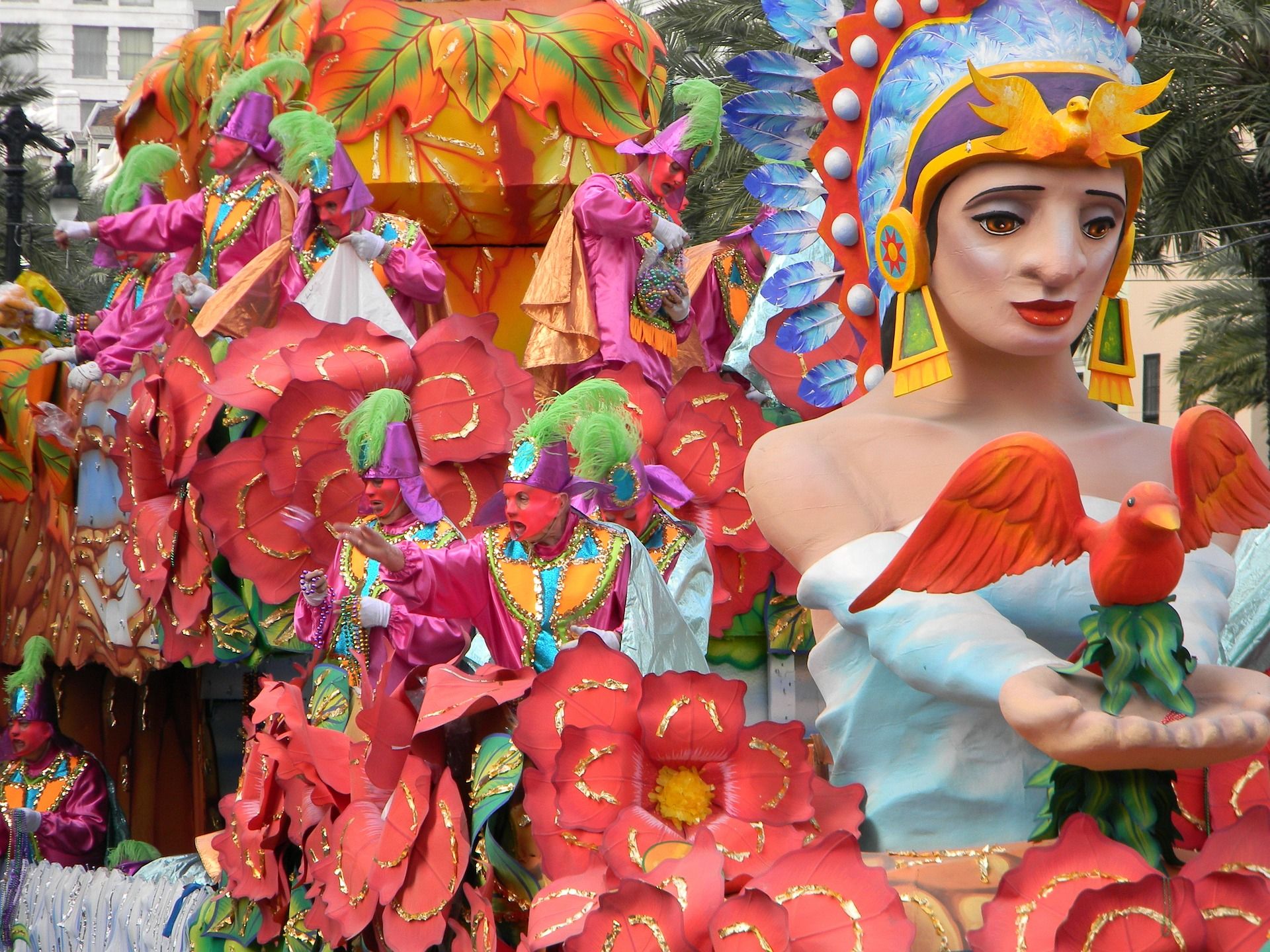 File:Mardi Gras revelers in costume inspired by both Japanese and scarecrow  motives in New Orleans Louisiana in the 1930s.jpg - Wikimedia Commons