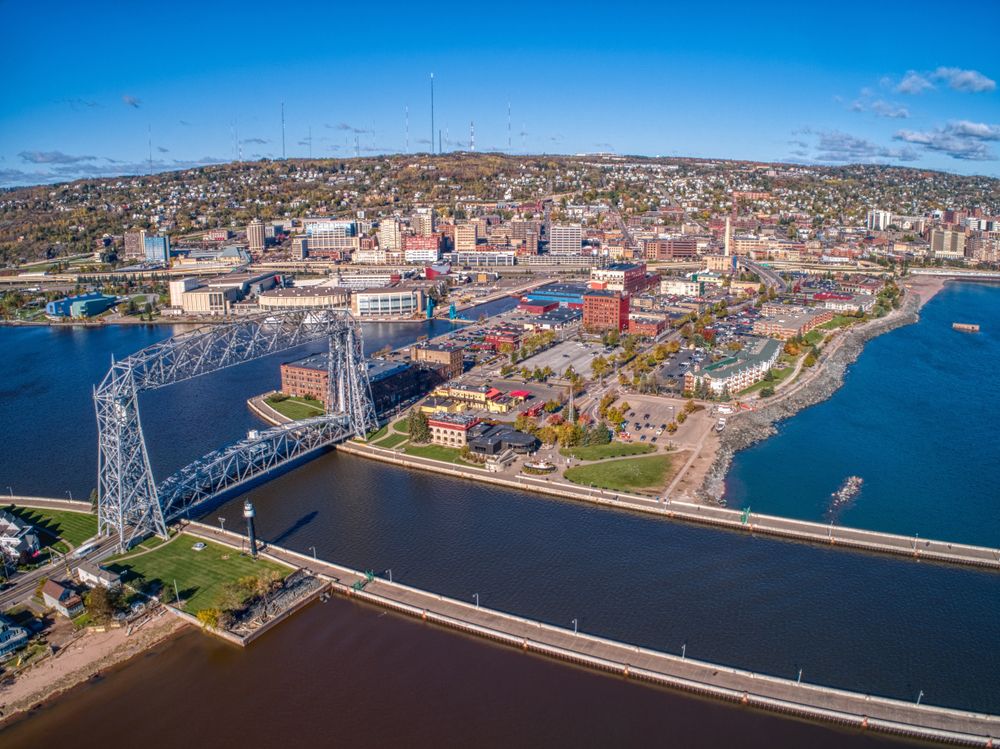 Overview of Duluth and Aerial Lift Bridge in Lake Superior's Port City