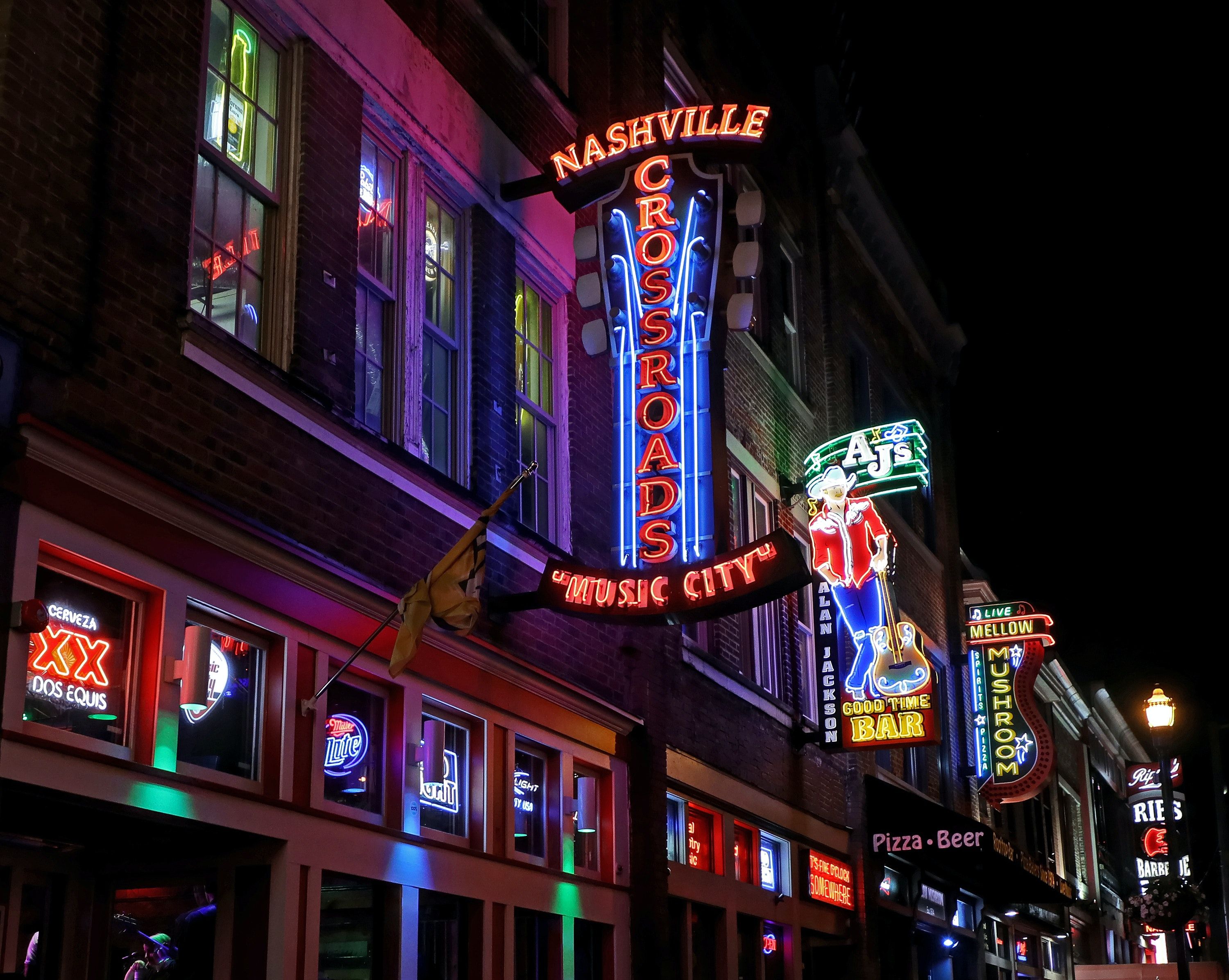 Nashville, Tennessee at night